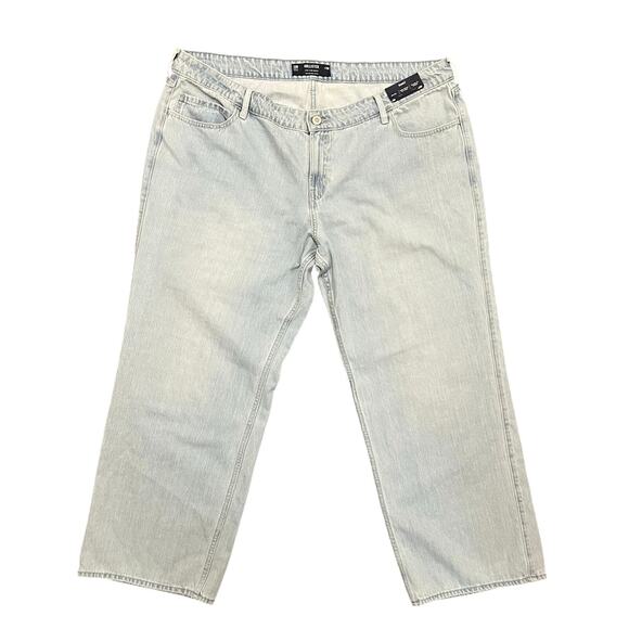 Hollister Low Rise Baggy Light Wash Jeans Size 20 NWT - Picture 1 of 7